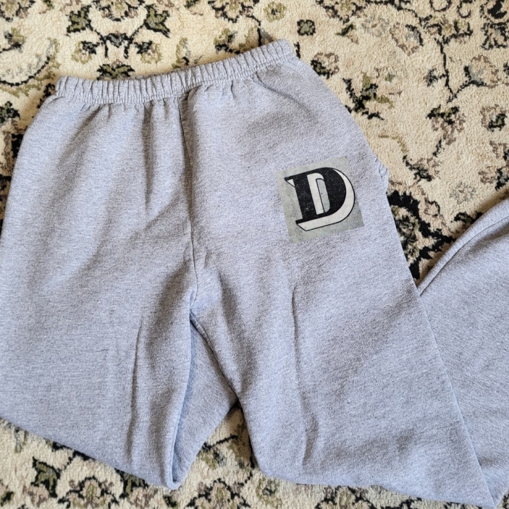 Gildan Light Gray Joggers with Patch